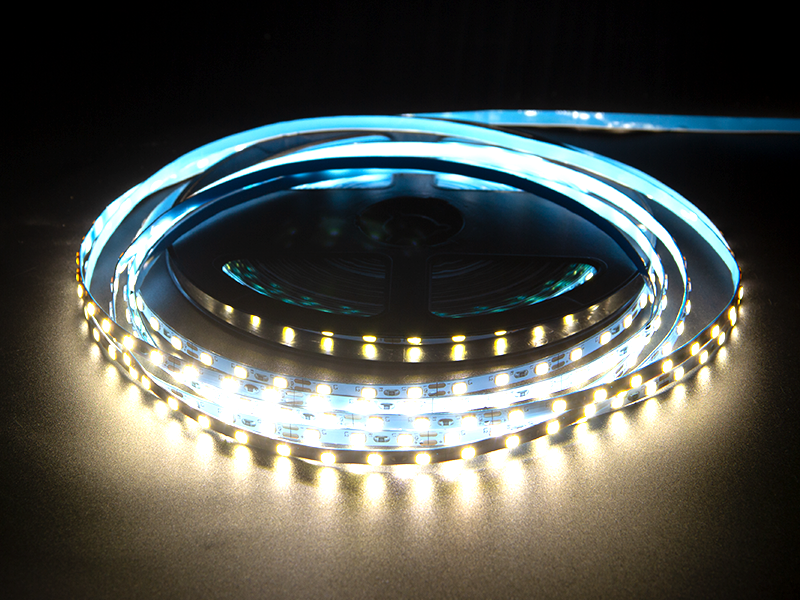 LED a strip-smd2835-90lampade