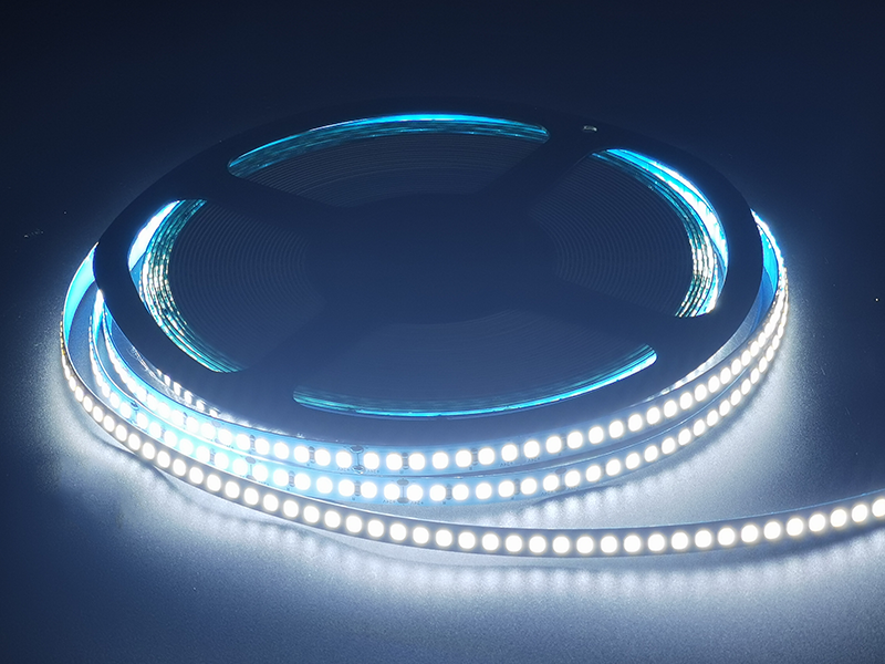 LED a strip-smd2835-182lampade